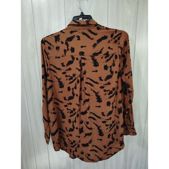 Milk & Honey Women's Rayon Button Up Roll Tab Sleeve Top Brown and Black Size XL - Picture 3 of 7